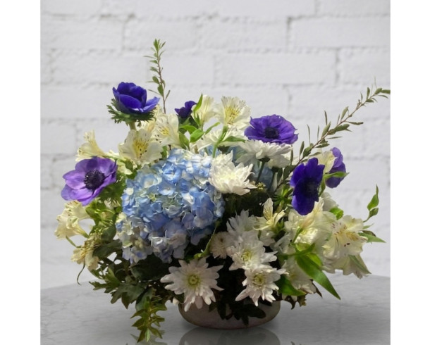 Arreglo Hortensias y Anemonas - Tematica Invierno